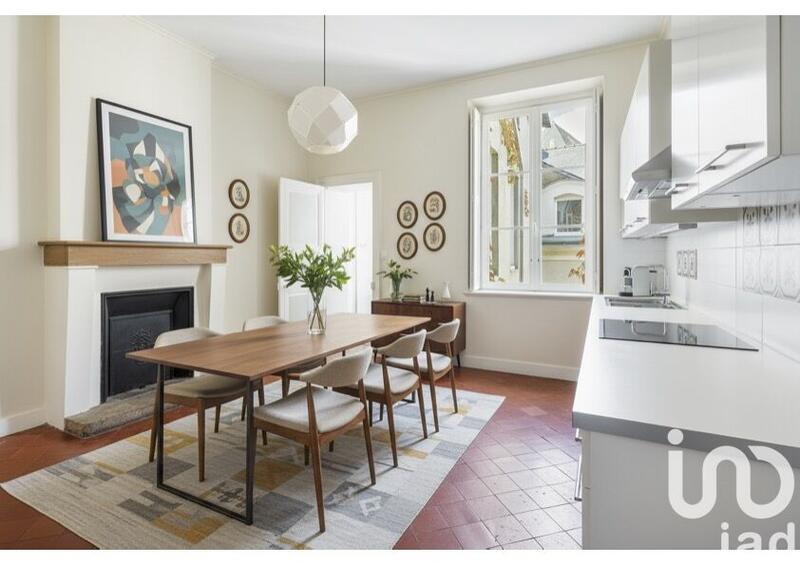 Appartement - 140 m² - 5 pièces