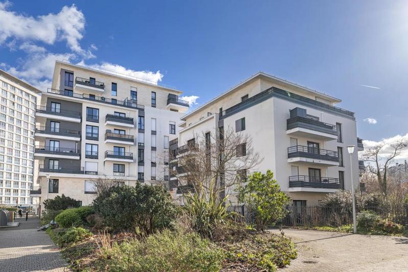 Appartement - 88 m² - 4 pièces