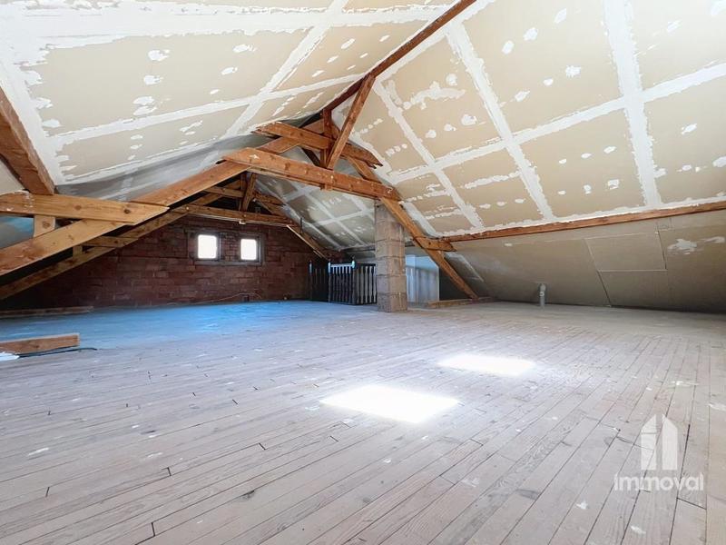 Maison - 180 m² - 5 pièces