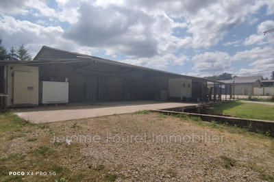 Local commercial - 240 m²