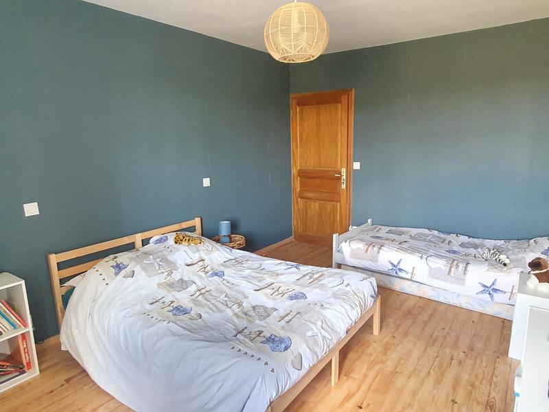 Maison - 210 m² - 7 pièces