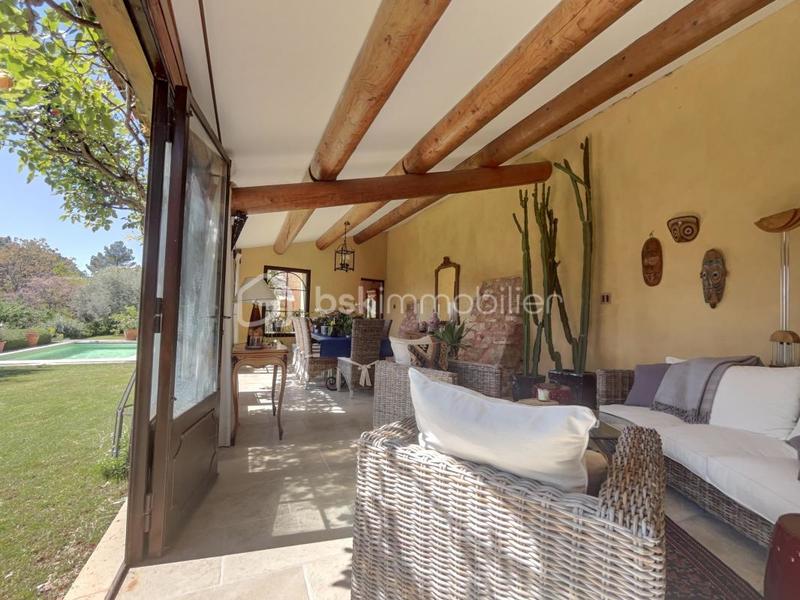 Maison d'architecte - 255 m² - 6 pièces