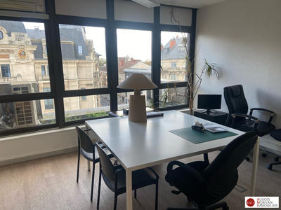 Bureau - 92 m²