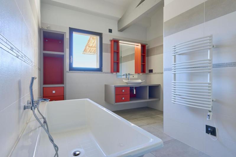 Maison - 281 m² - 6 pièces