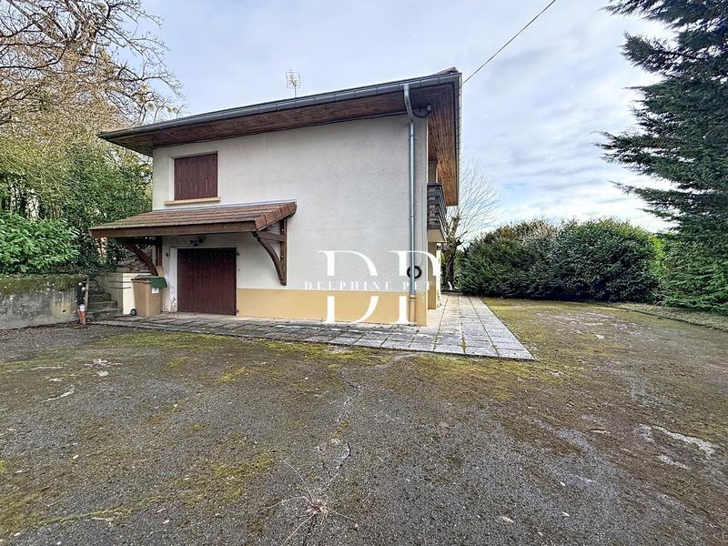 Maison - 137 m² - 5 pièces