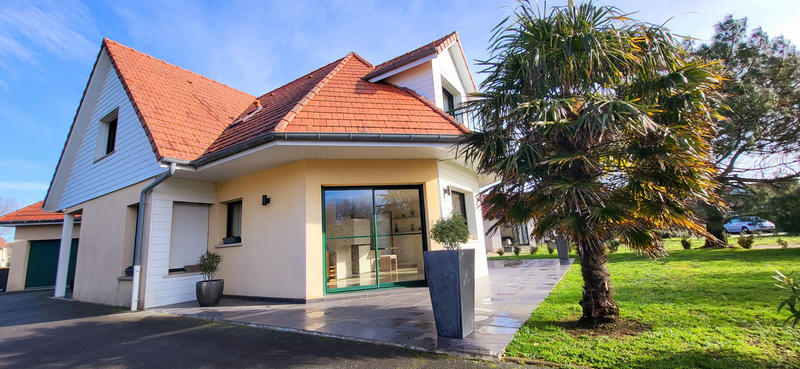 Villa - 162 m² - 6 pièces