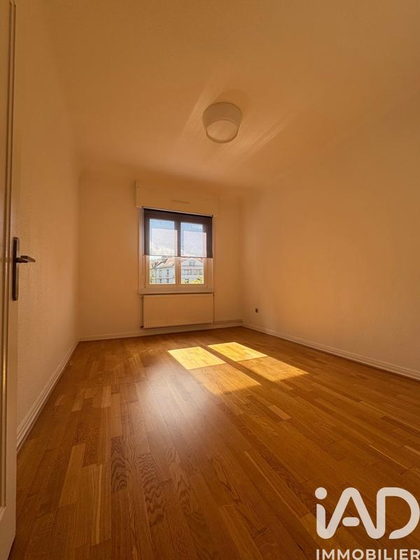 Appartement - 97 m² - 5 pièces