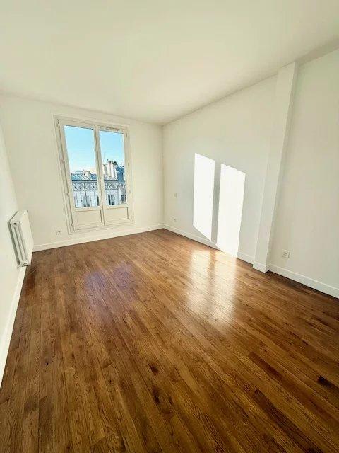 Appartement - 104 m² - 5 pièces