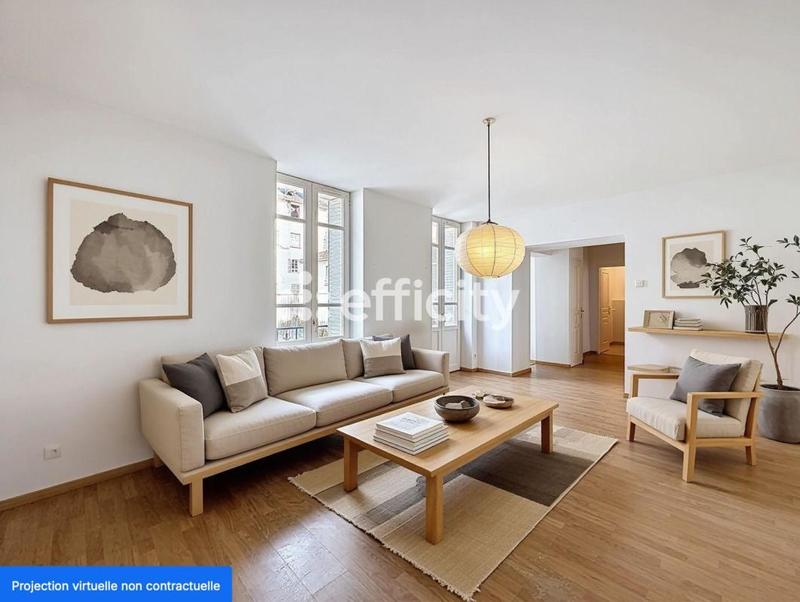 Appartement ancien - 95 m² - 5 pièces