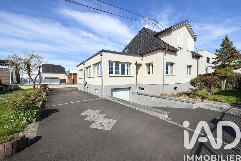 Maison - 197 m² - 6 pièces