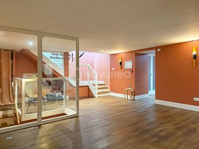 Local commercial - 289 m² - 11 pièces