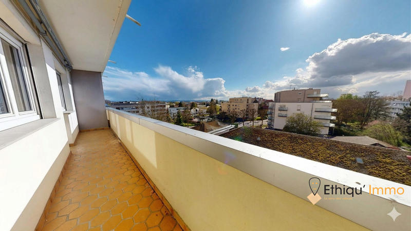 Appartement - 67 m² - 3 pièces