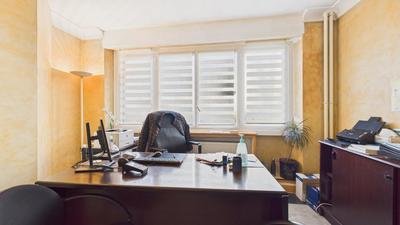 Local d'activité / Entrepôt - 105 m² - 7 pièces