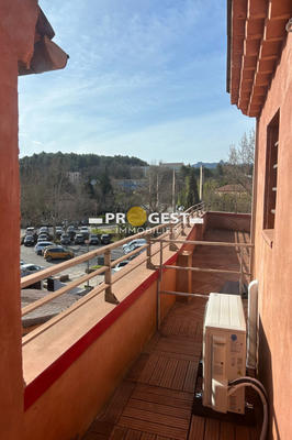 Local commercial - 44 m² - 2 pièces