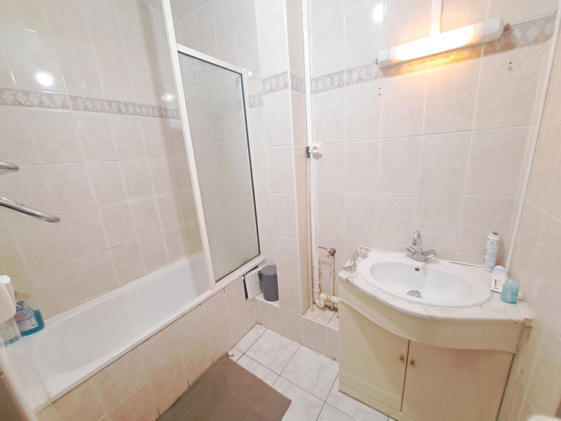 Appartement - 9 m² - 4 pièces