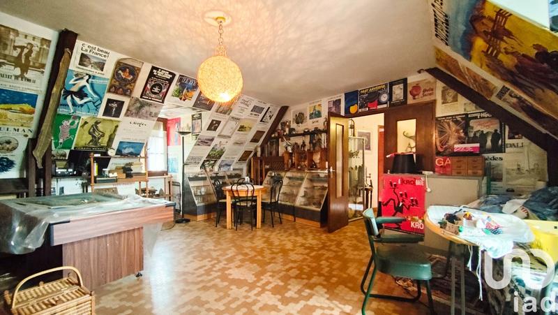 Maison - 166 m² - 8 pièces