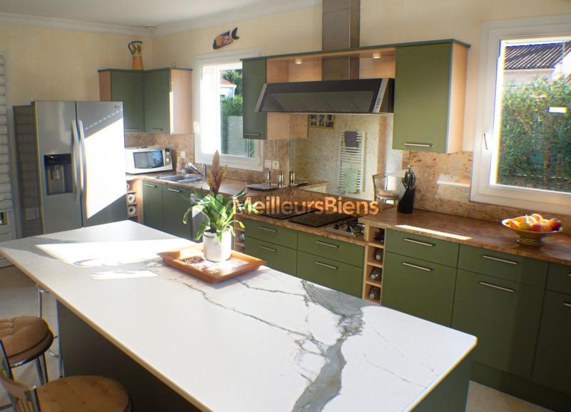 Villa - 176 m² - 6 pièces