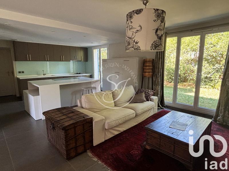 Maison - 151 m² - 6 pièces