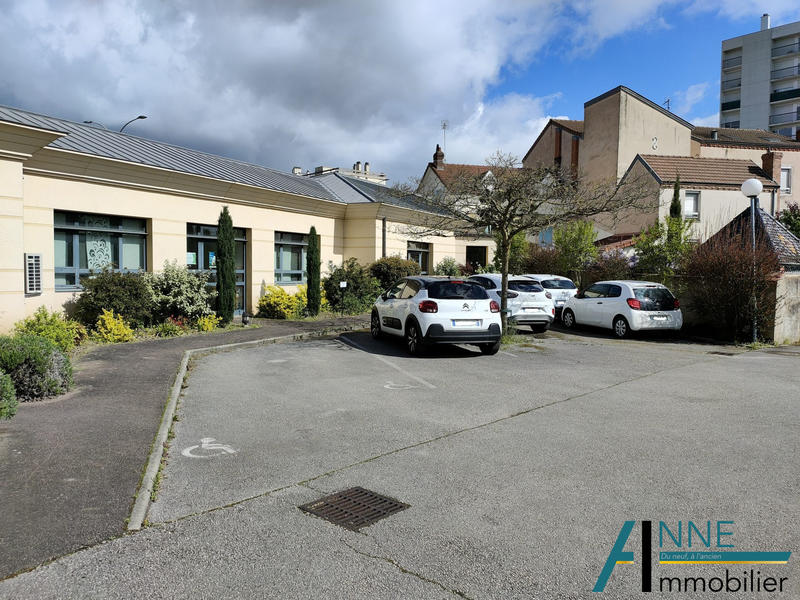 Local commercial - 230 m²