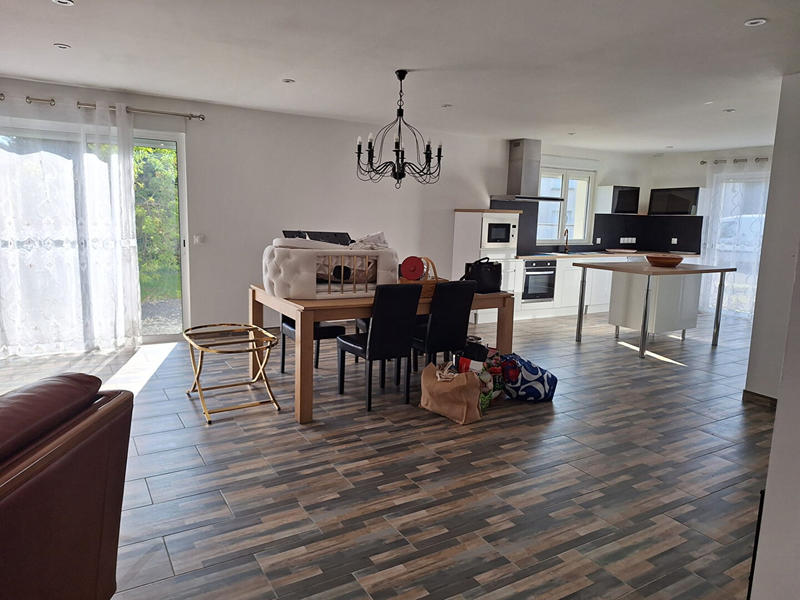 Maison - 130 m² - 4 pièces