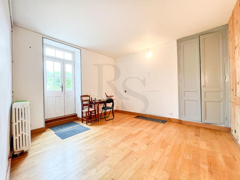 Maison - 161 m² - 7 pièces