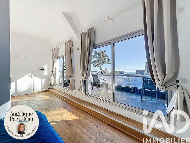 Maison - 242 m² - 8 pièces