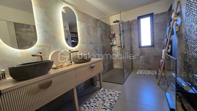 Maison de village - 120 m² - 4 pièces