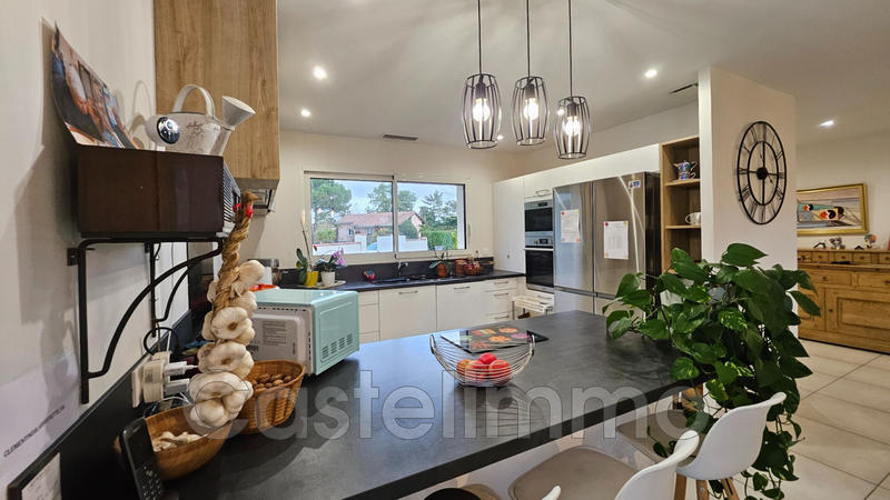 Maison - 132 m² - 5 pièces