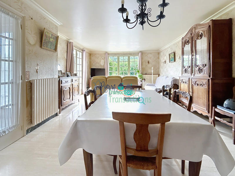 Maison - 104 m² - 4 pièces