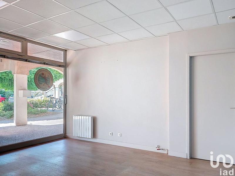 Local commercial - 162 m² - 8 pièces