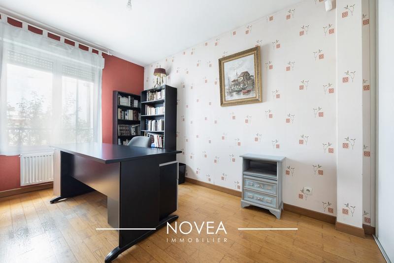 Villa - 137 m² - 6 pièces