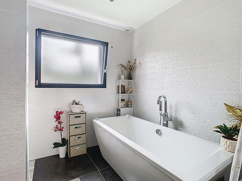 Maison - 174 m² - 7 pièces