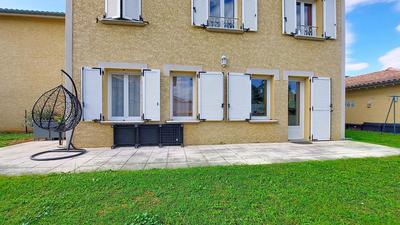 Maison - 88 m² - 4 pièces