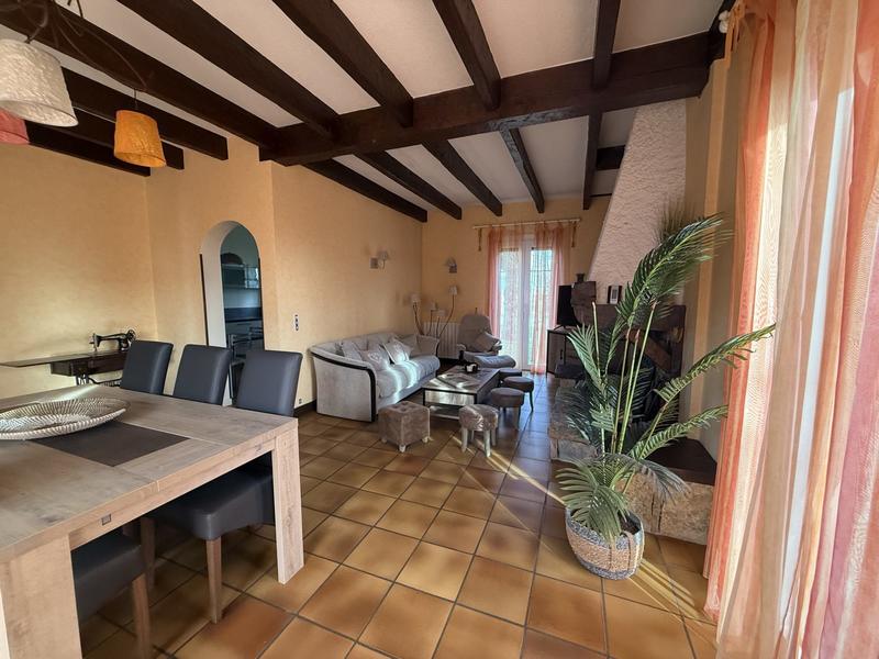 Maison - 135 m² - 8 pièces