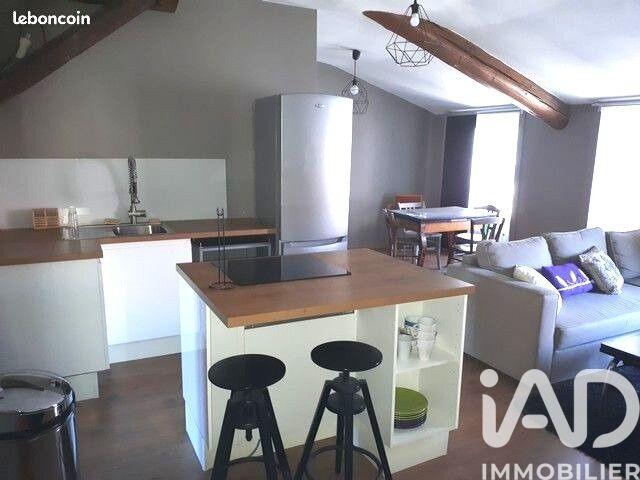 Appartement - 61 m² - 2 pièces
