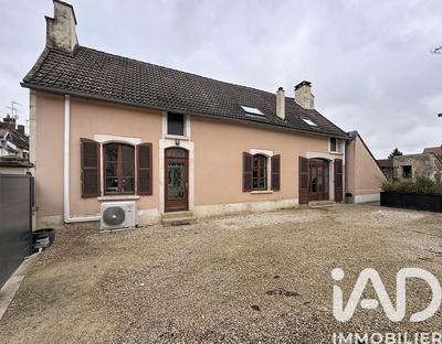 Maison de village - 147 m² - 6 pièces
