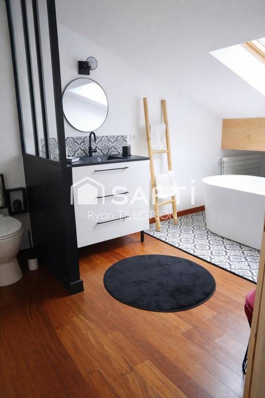 Maison - 158 m² - 5 pièces