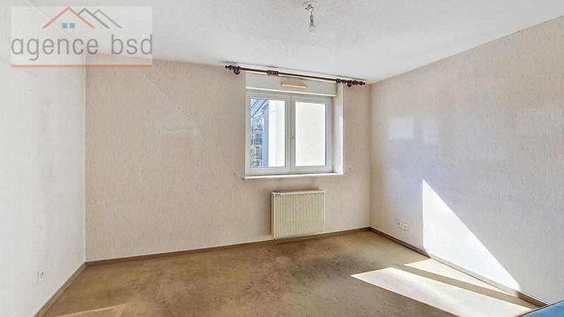 Appartement - 99 m² - 4 pièces