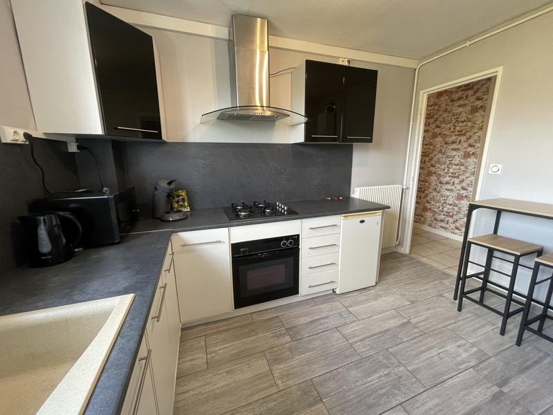 Appartement - 105 m² - 5 pièces