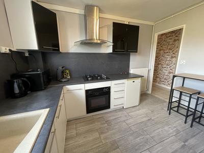 Appartement - 105 m² - 5 pièces