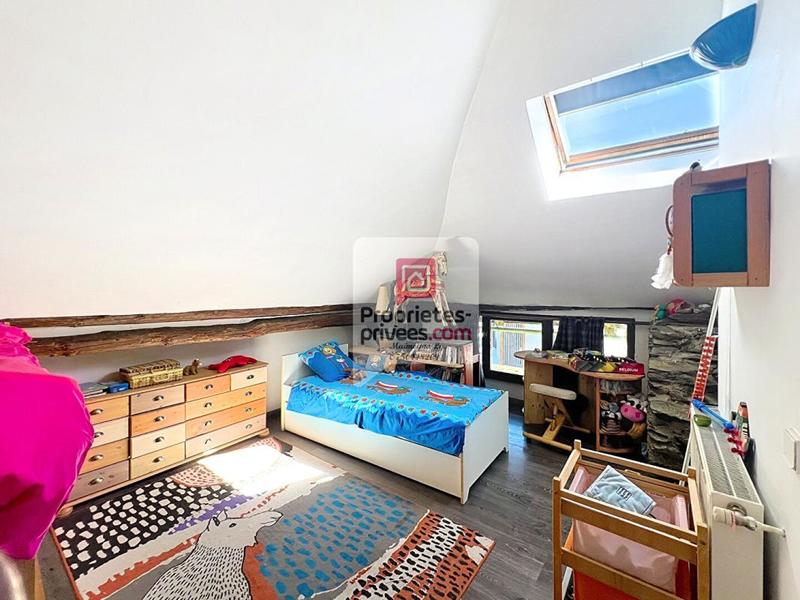 Maison - 553 m² - 15 pièces