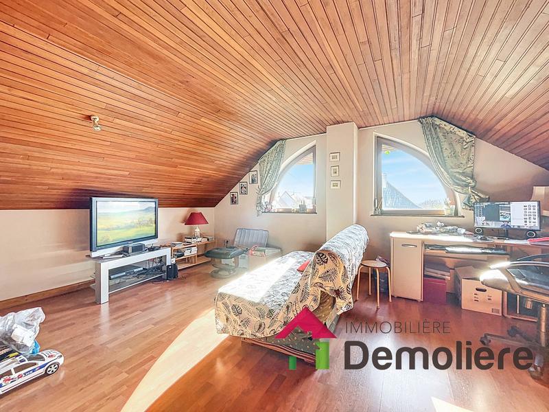 Maison - 196 m² - 8 pièces