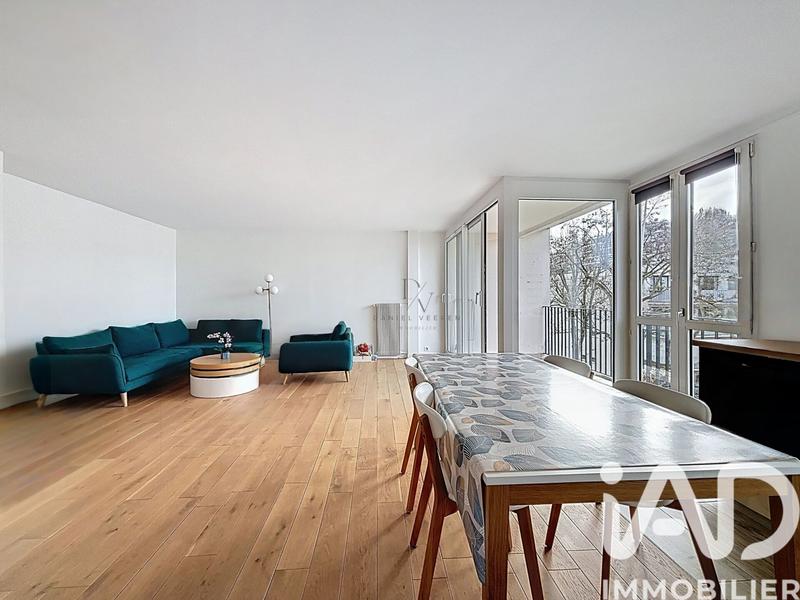 Appartement - 99 m² - 5 pièces