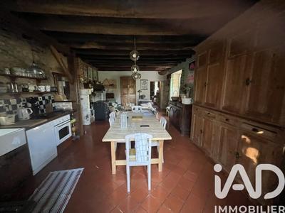 Maison - 350 m² - 11 pièces