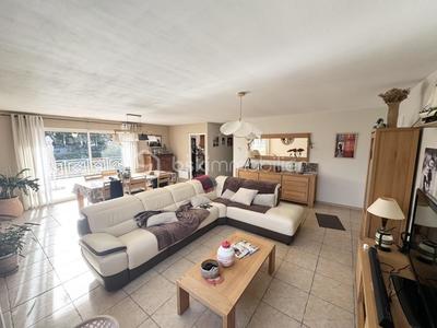 Villa - 130 m² - 6 pièces