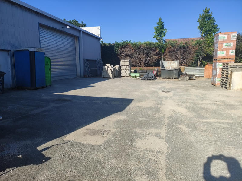 Local commercial - 265 m²