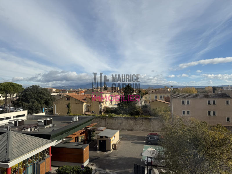 Appartement - 85 m² - 3 pièces