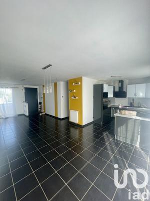 Maison - 106 m² - 7 pièces