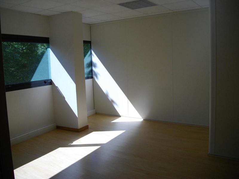 Bureau - 249 m²