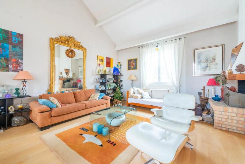 Appartement - 150 m² - 6 pièces